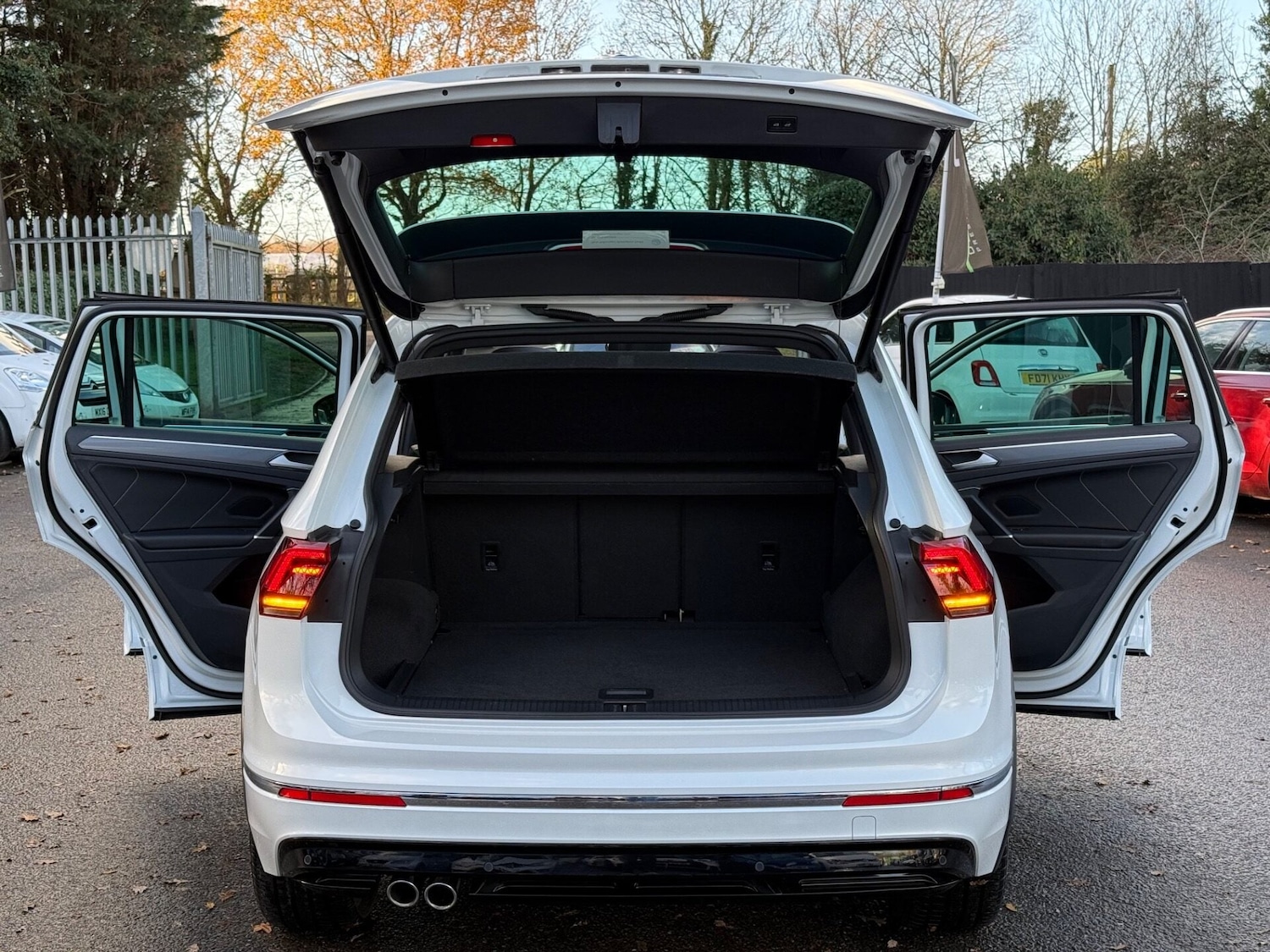 Used Volkswagen Tiguan 2016 for sale - 76904476: Photo 25