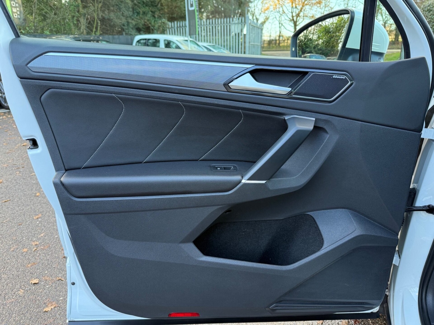 Used Volkswagen Tiguan 2016 for sale - 76904476: Photo 30