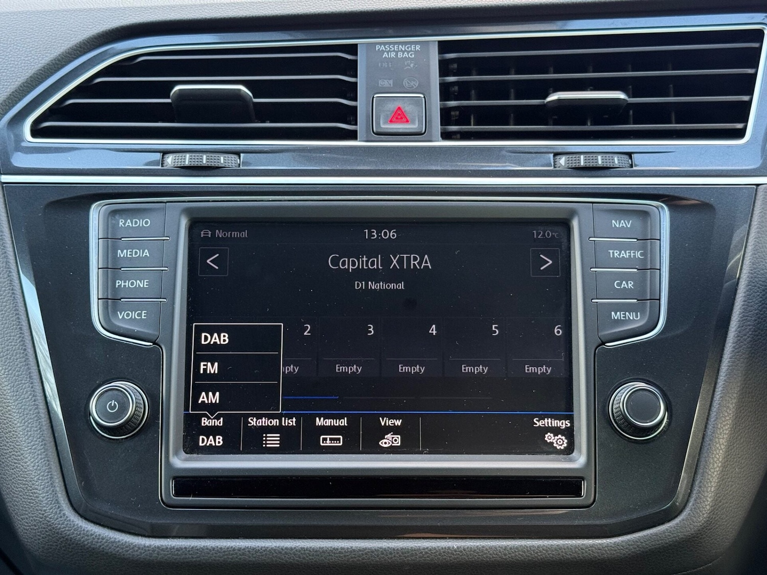 Used Volkswagen Tiguan 2016 for sale - 76904476: Photo 61