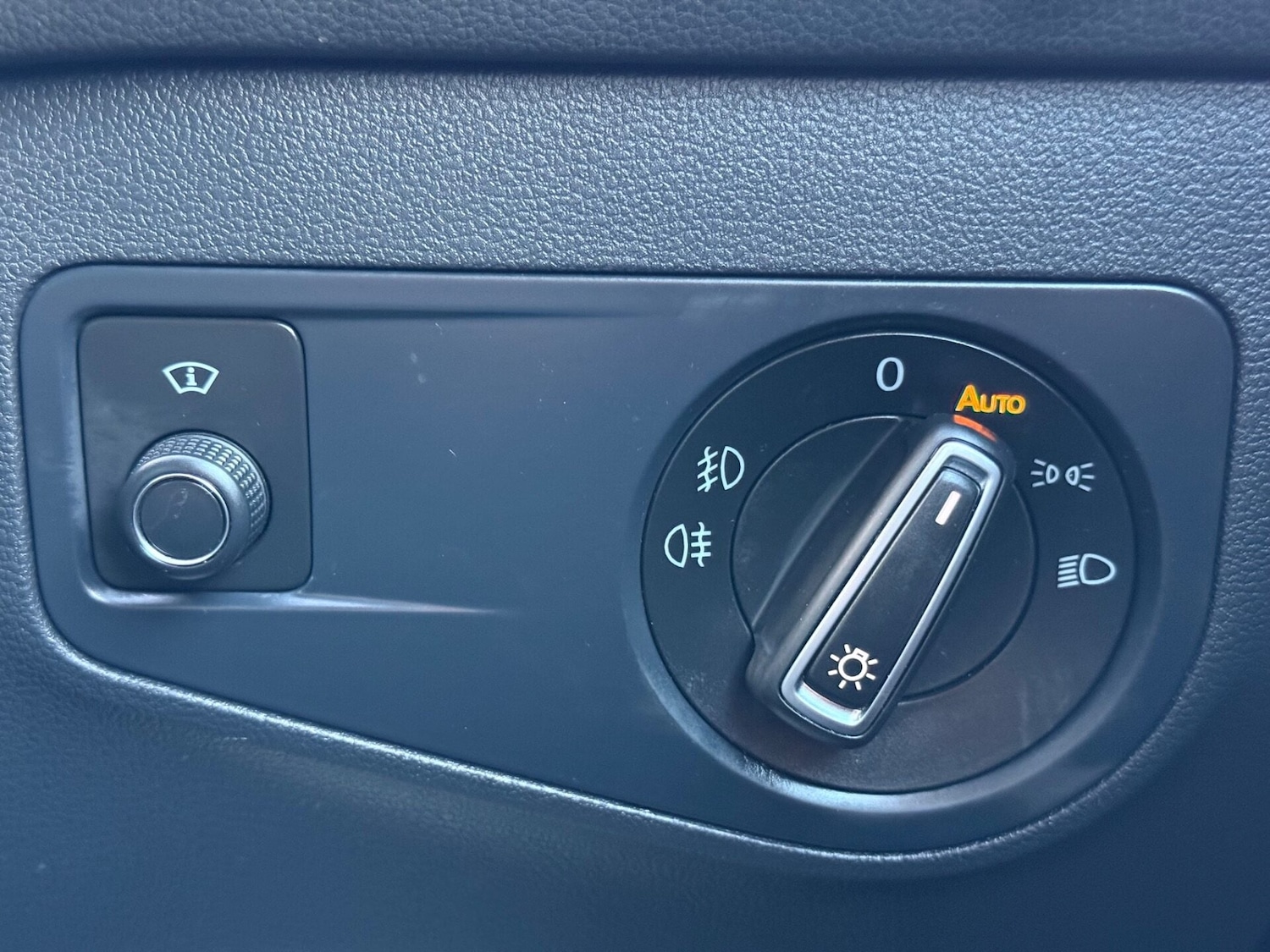 Used Volkswagen Tiguan 2016 for sale - 76904476: Photo 64