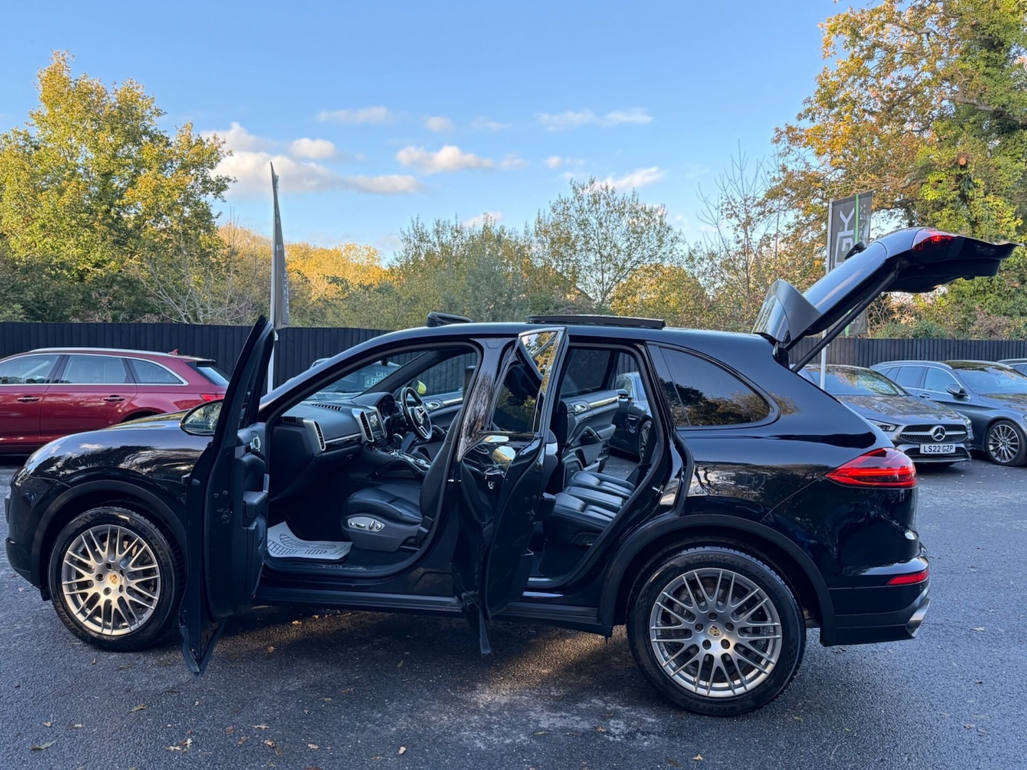 Used Porsche Cayenne 2018 for sale - 76450450: Photo 19