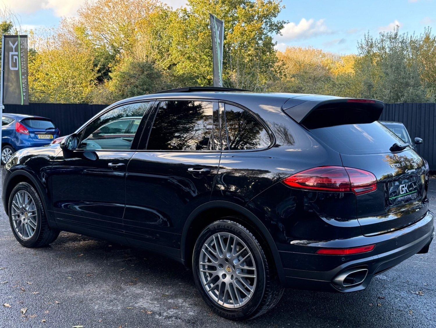 Used Porsche Cayenne 2018 for sale - 76450450: Photo 2