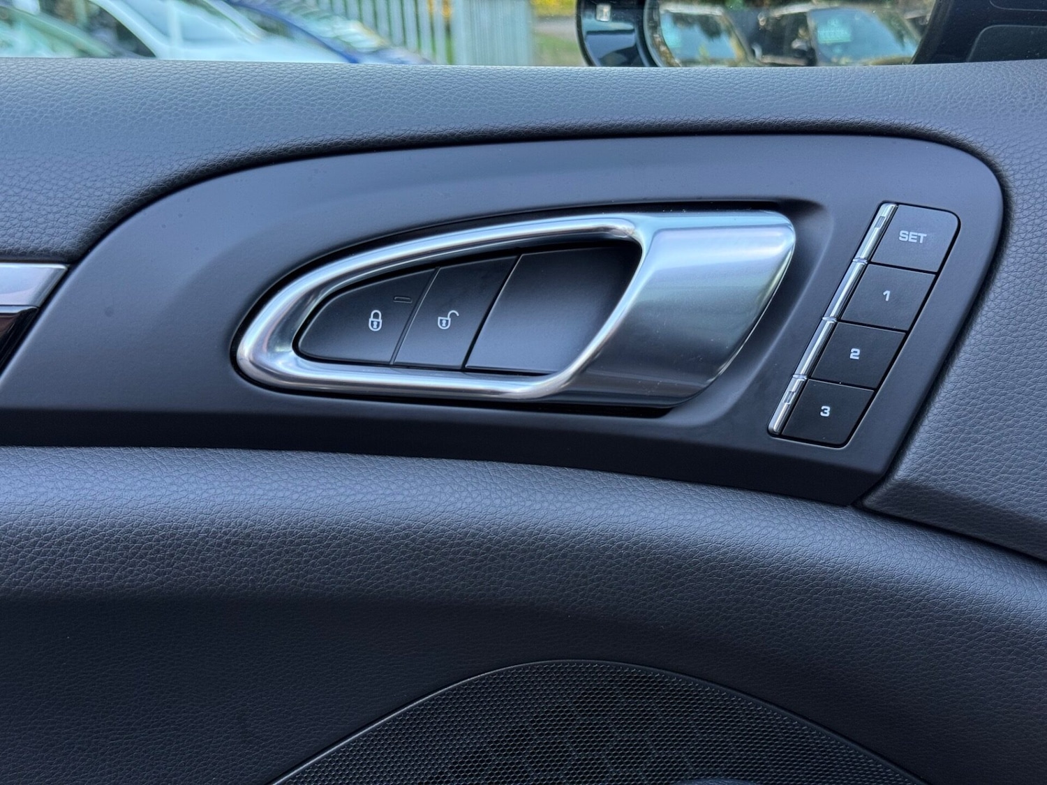 Used Porsche Cayenne 2018 for sale - 76450450: Photo 28