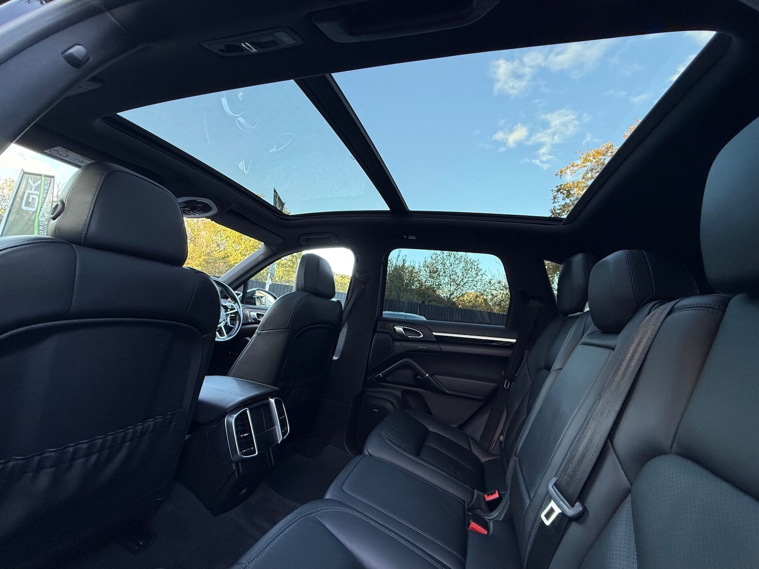 Used Porsche Cayenne 2018 for sale - 76450450: Photo 33