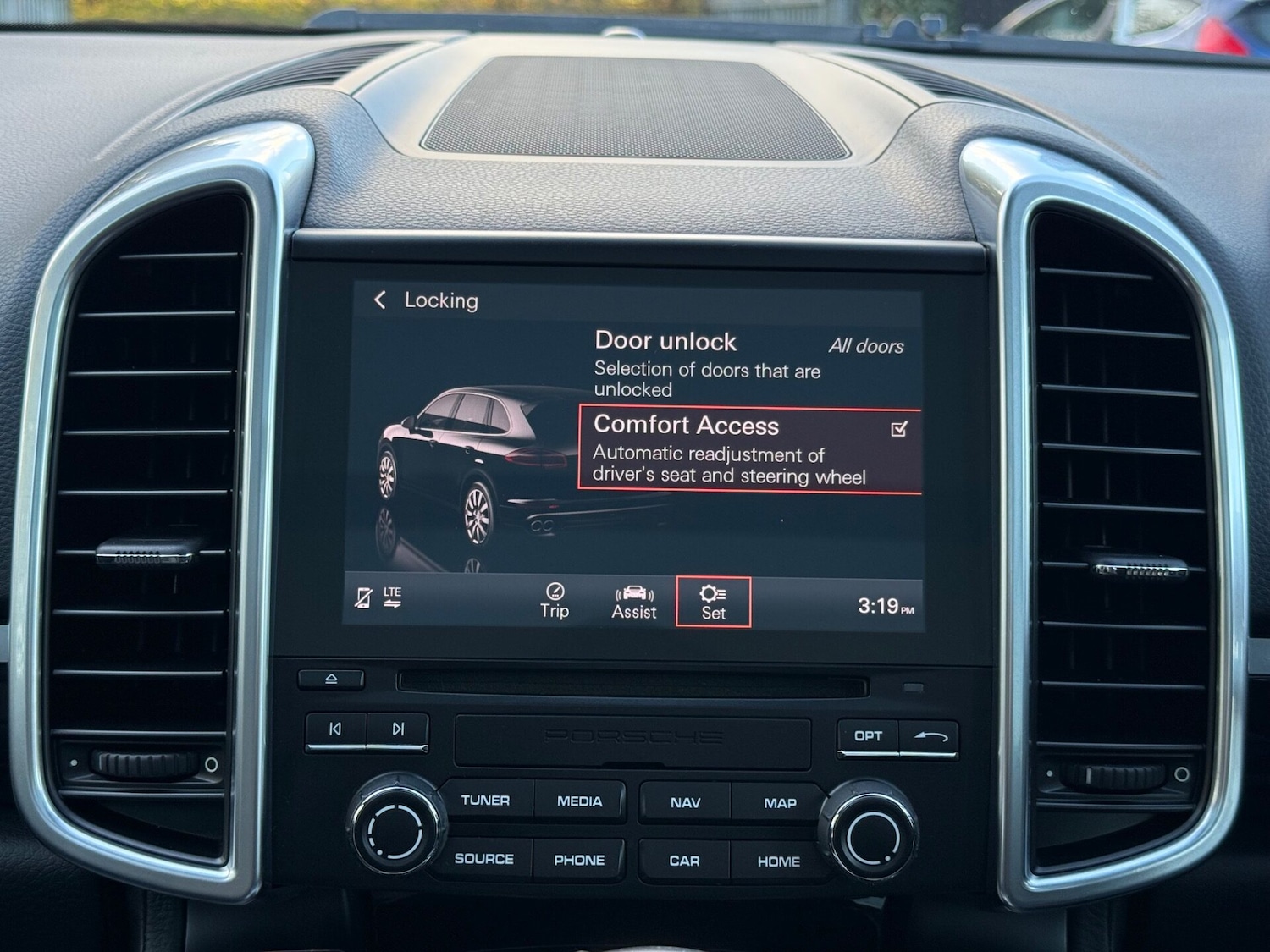 Used Porsche Cayenne 2018 for sale - 76450450: Photo 56