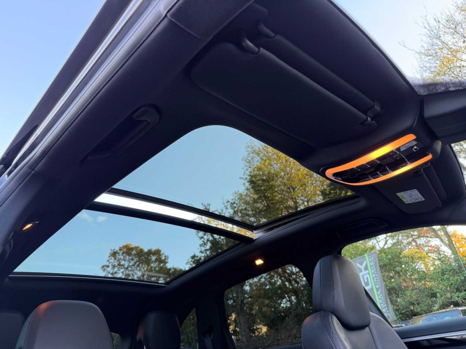 Used Porsche Cayenne 2018 for sale - 76450450: Photo 64