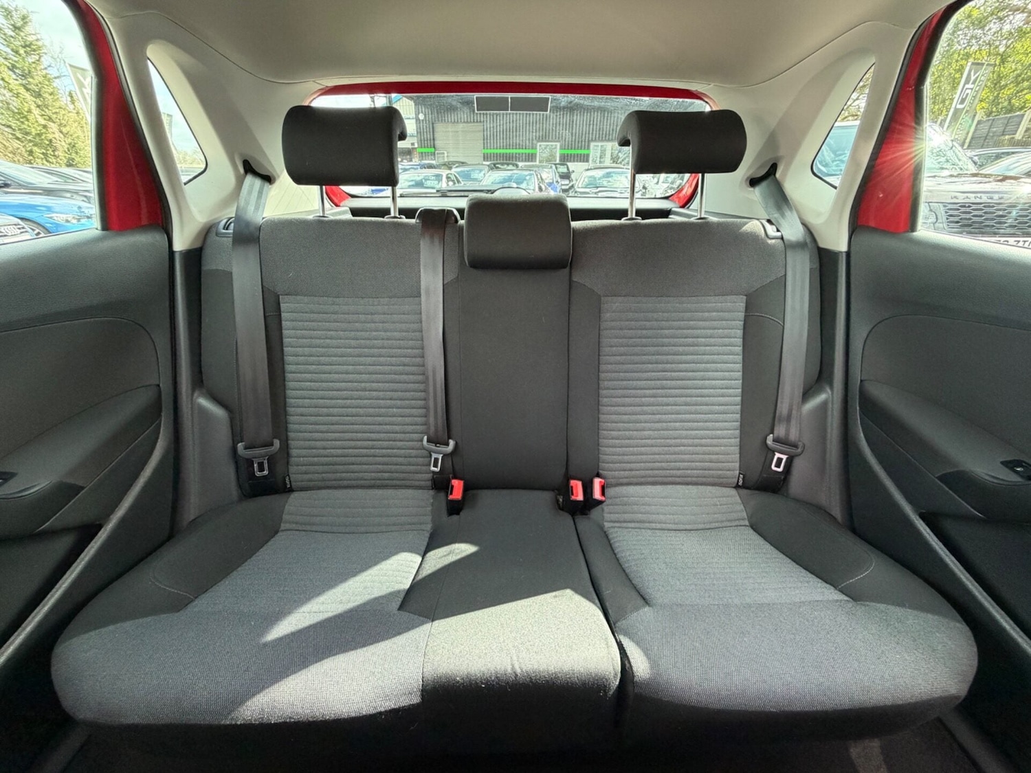 Used Volkswagen Polo 2013 for sale - 77844853: Photo 16