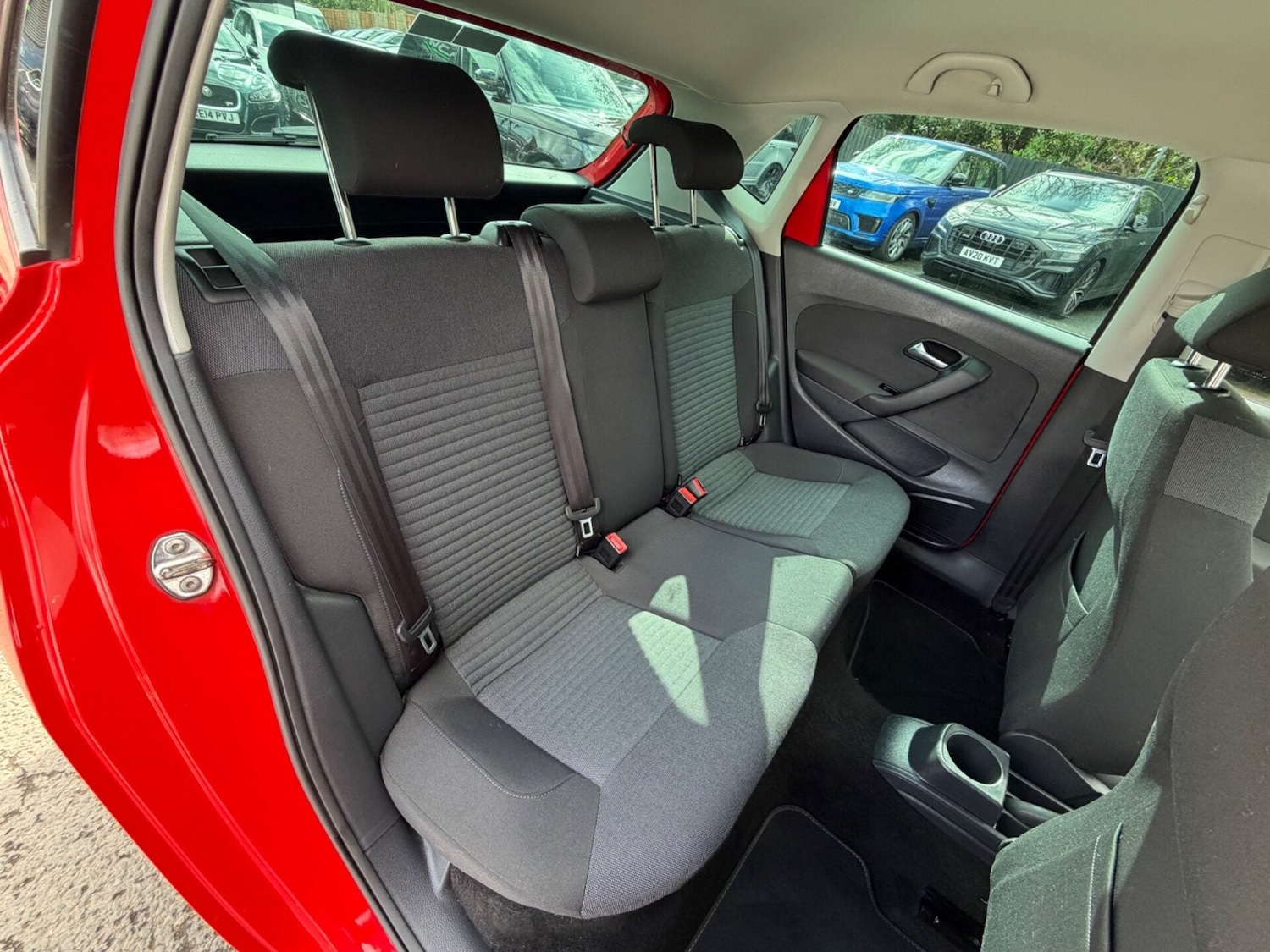 Used Volkswagen Polo 2013 for sale - 77844853: Photo 17