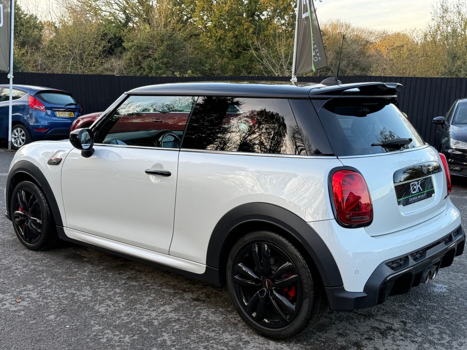 Used MINI Hatch 2022 for sale - 76558421: Photo 2