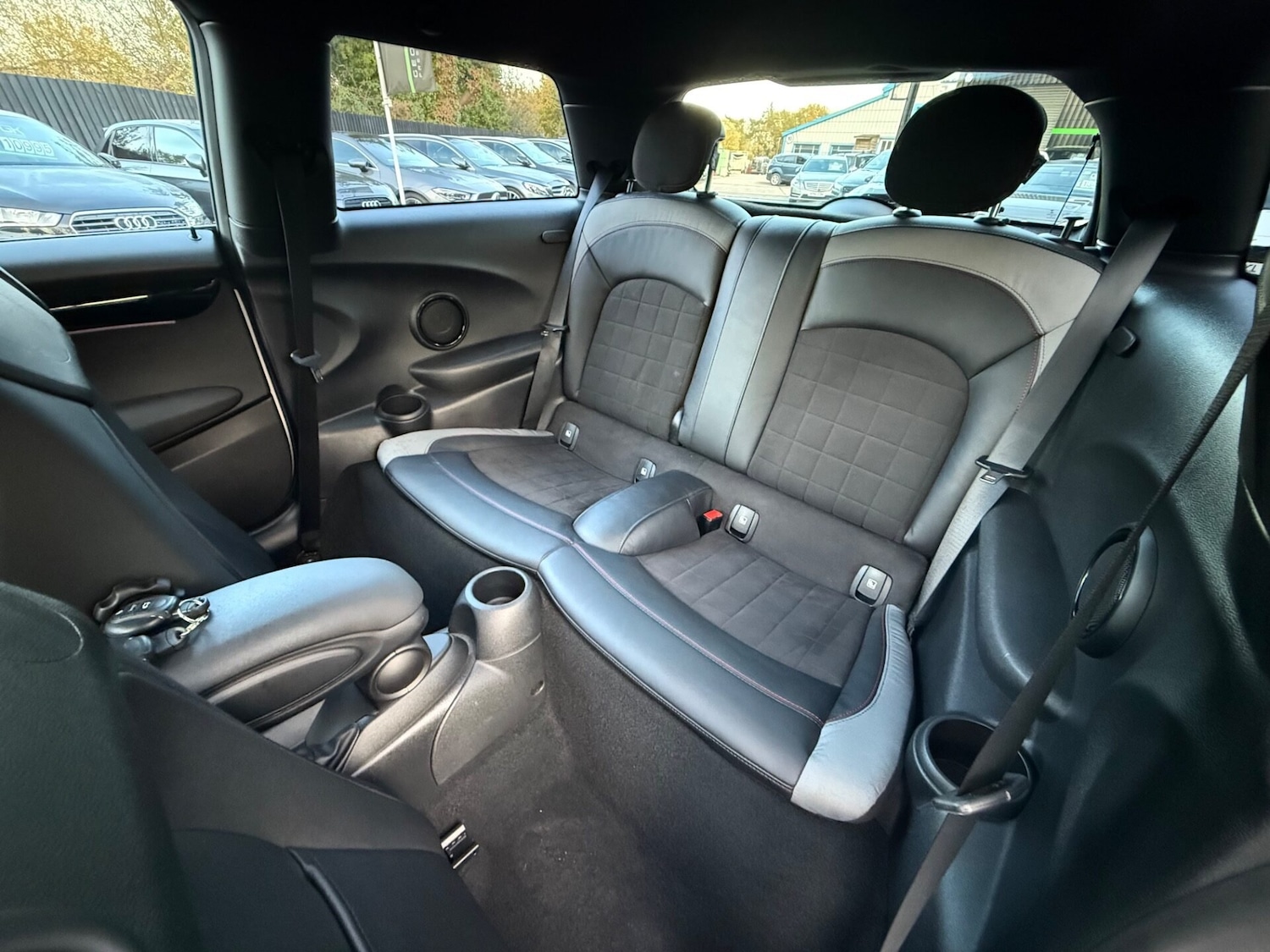 Used MINI Hatch 2022 for sale - 76558421: Photo 27