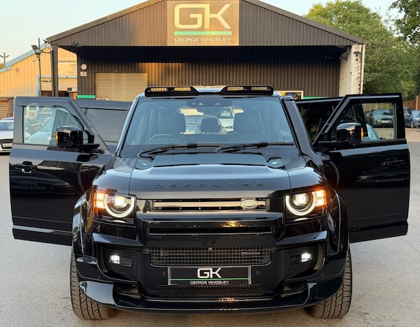 Used Land Rover Defender 2021 for sale - 75627025: Photo 17