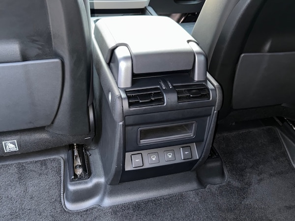 Used Land Rover Defender 2021 for sale - 75627025: Photo 30