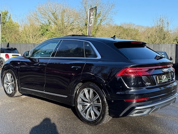 Used Audi Q8 2018 for sale - 77582437: Photo