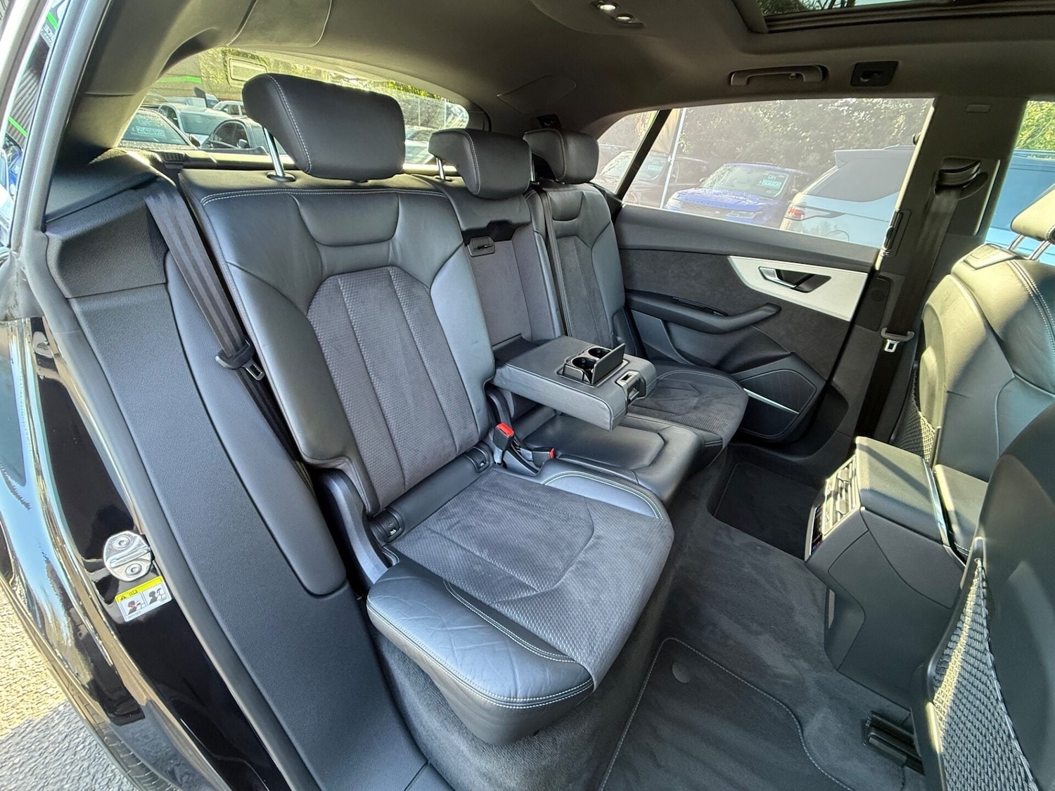 Used Audi Q8 2018 for sale - 77582437: Photo 31