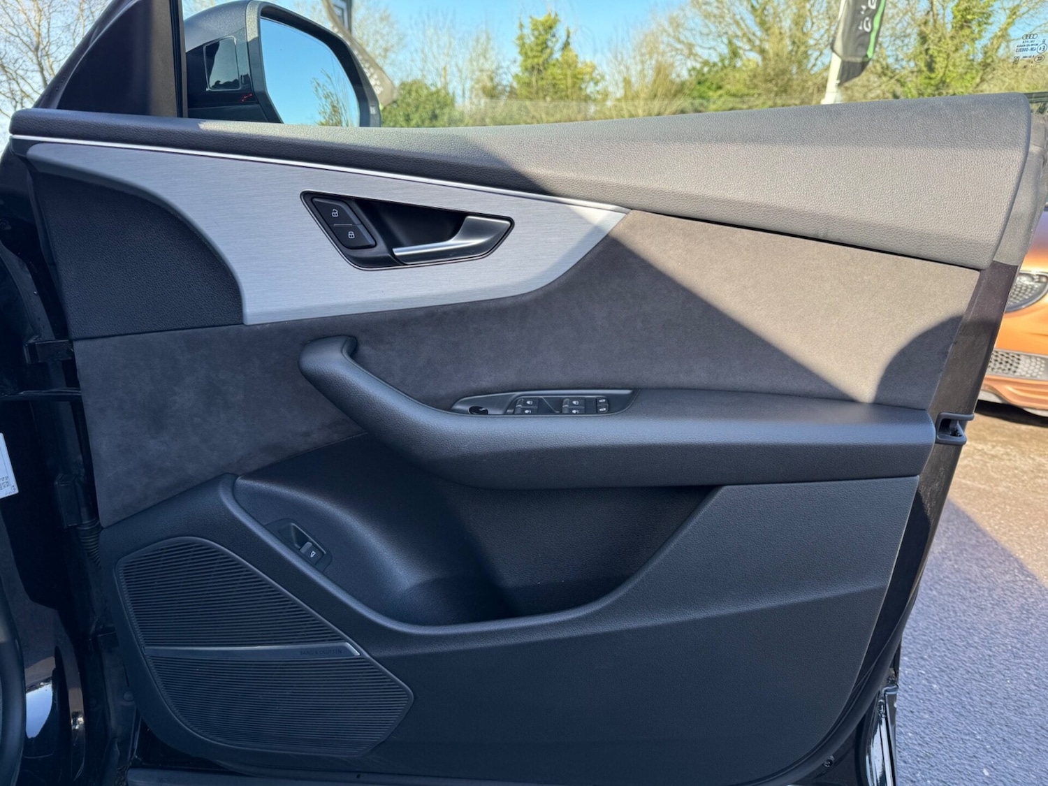 Used Audi Q8 2018 for sale - 77582437: Photo 37