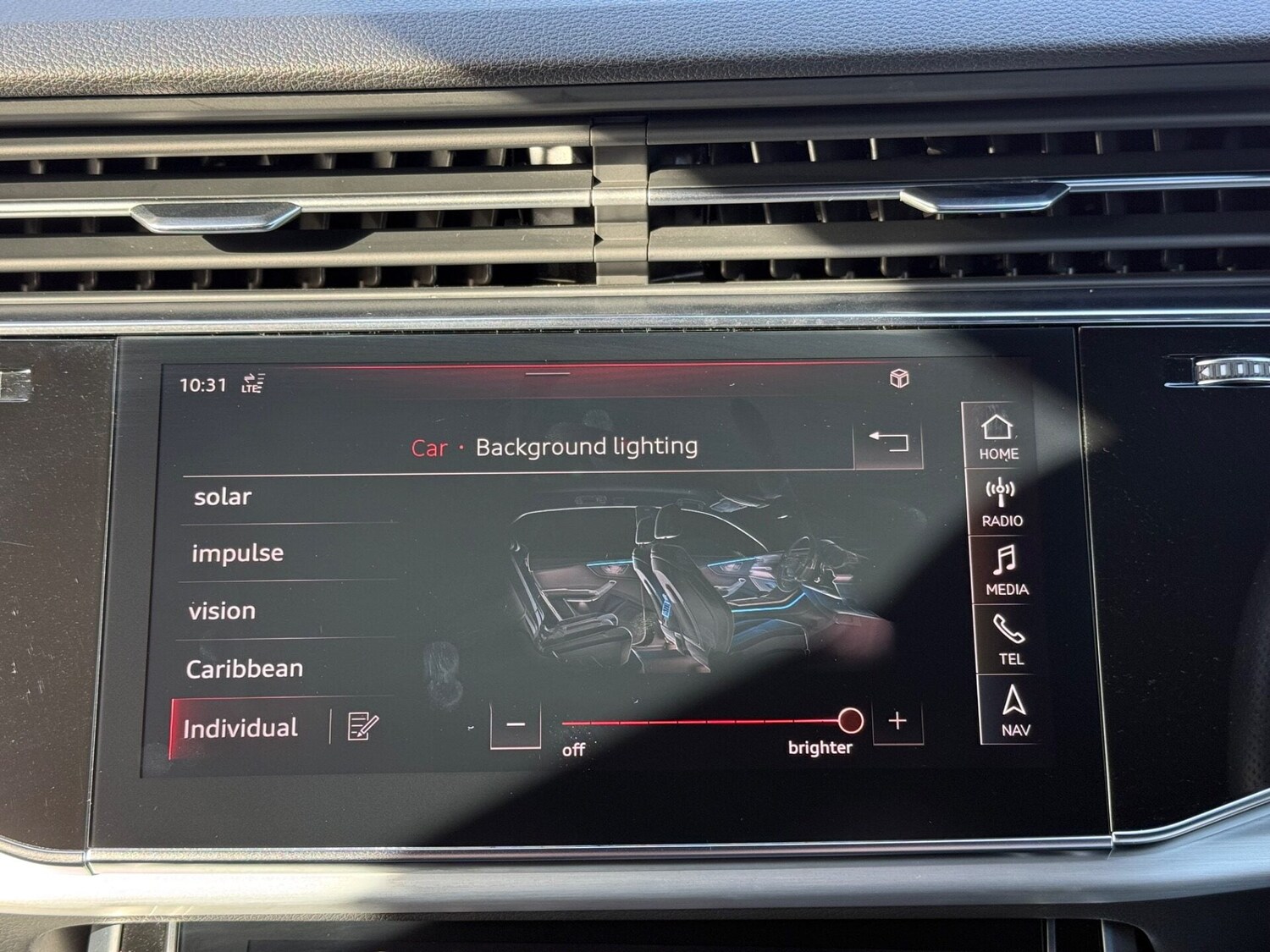 Used Audi Q8 2018 for sale - 77582437: Photo 46