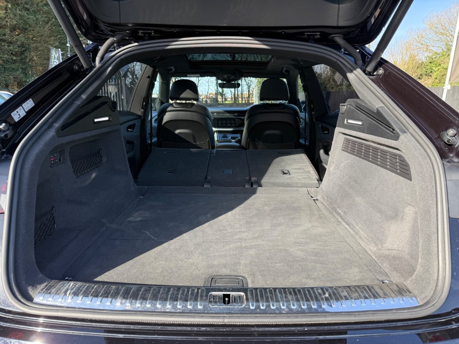 Used Audi Q8 2018 for sale - 77582437: Photo 62