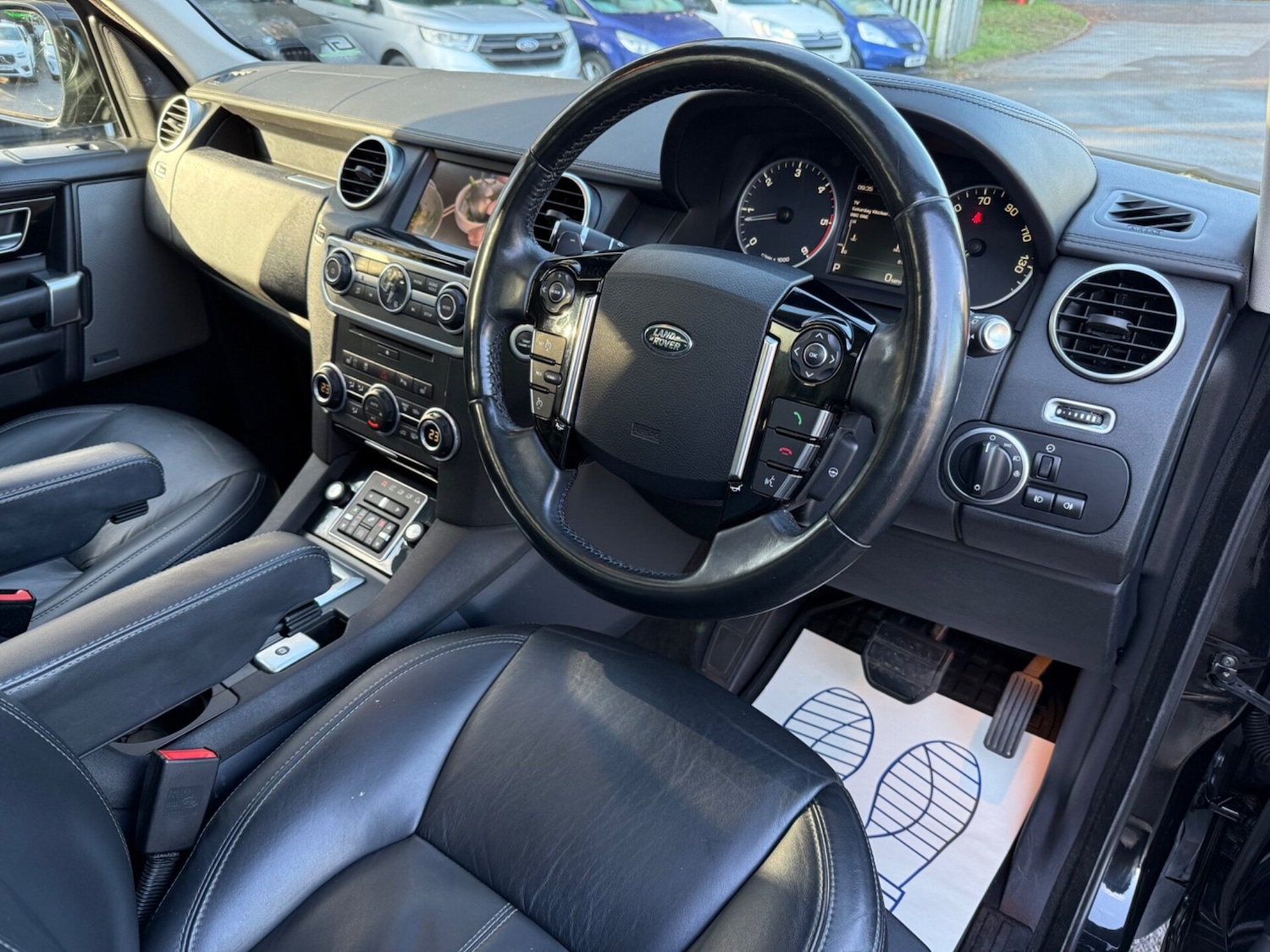 Used Land Rover Discovery 2016 for sale - 76541377: Photo 41