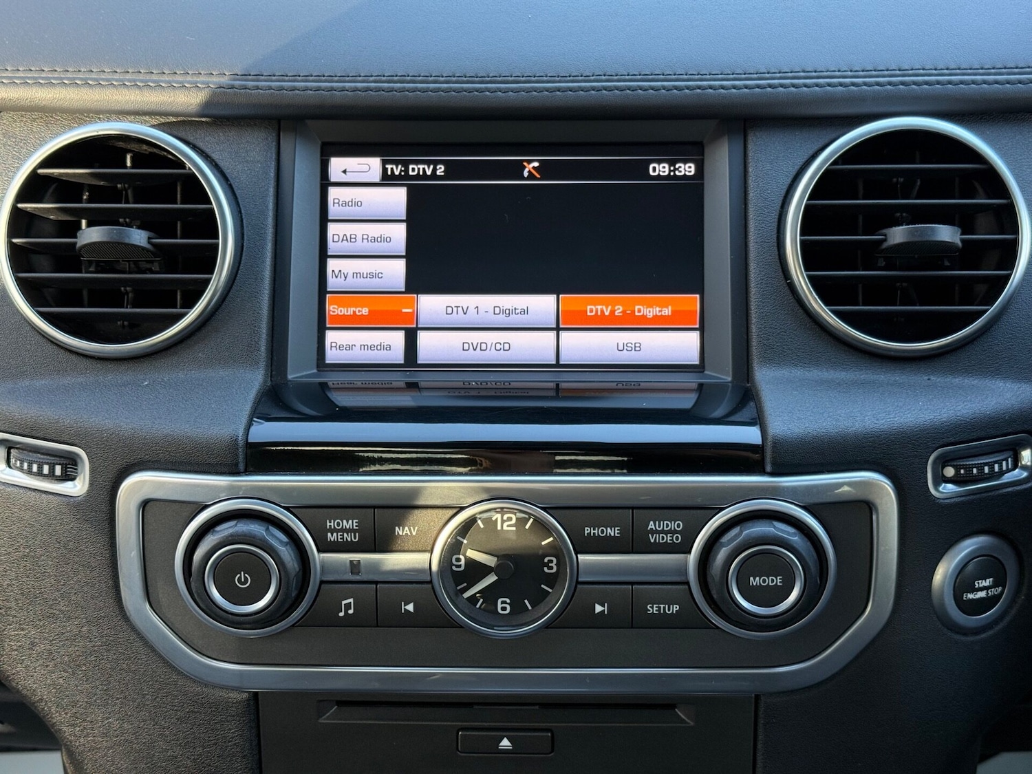 Used Land Rover Discovery 2016 for sale - 76541377: Photo 47