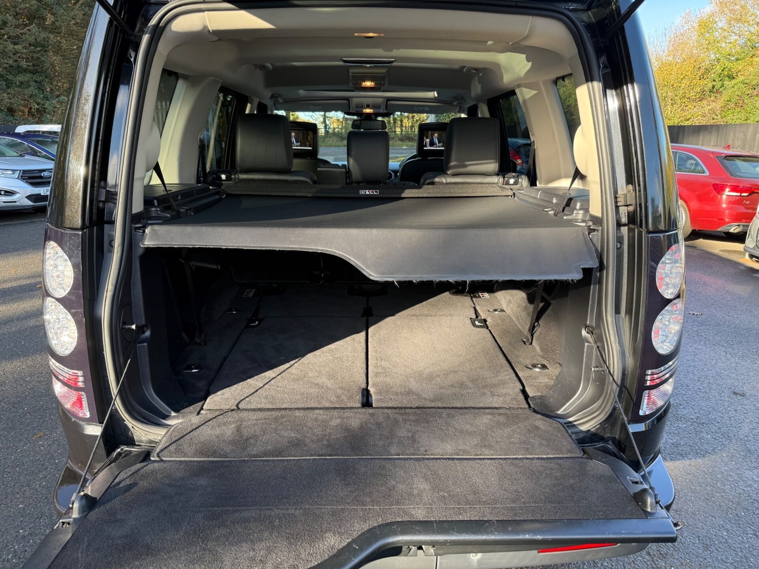 Used Land Rover Discovery 2016 for sale - 76541377: Photo 60