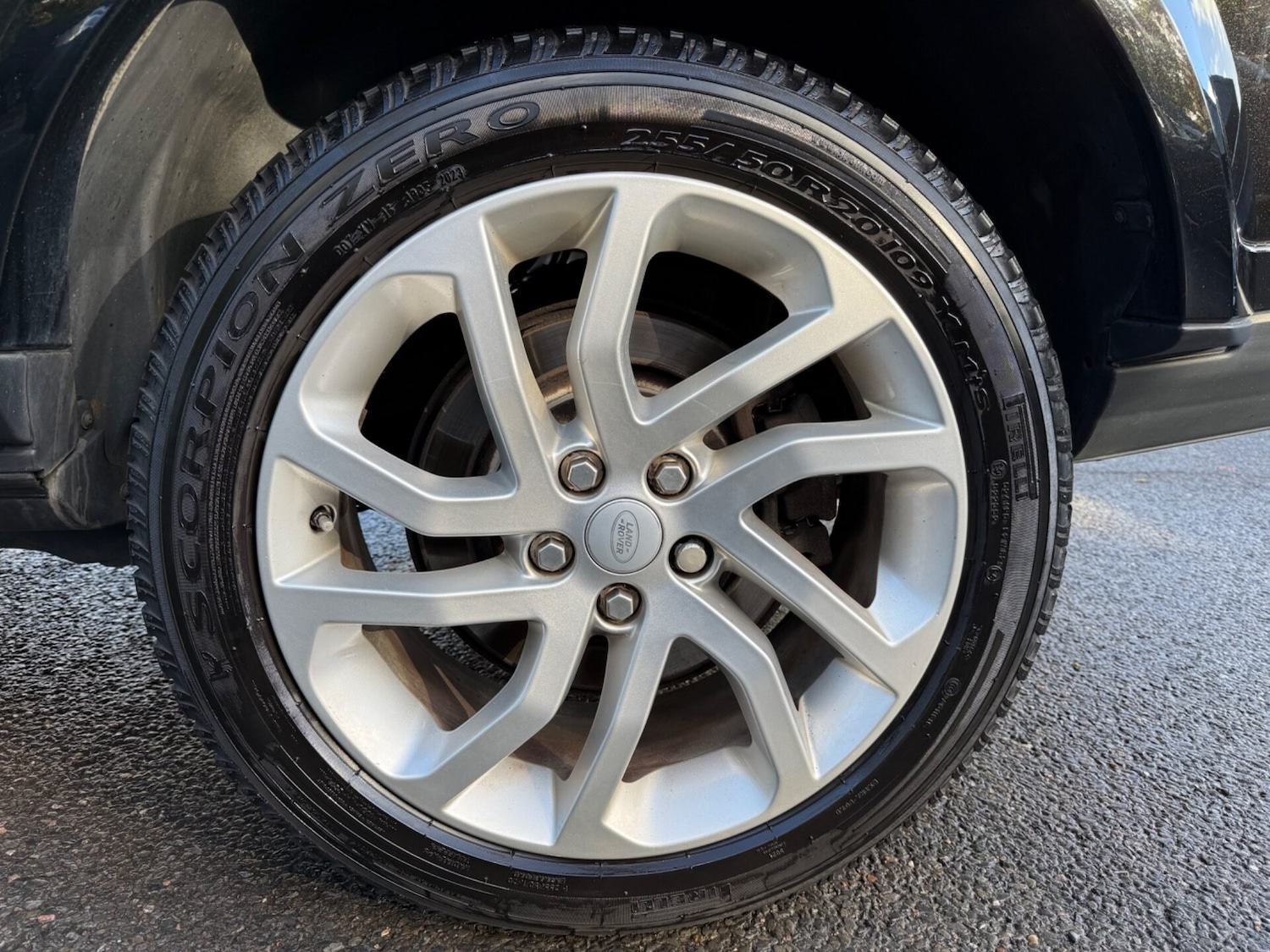 Used Land Rover Discovery 2016 for sale - 76541377: Photo 69