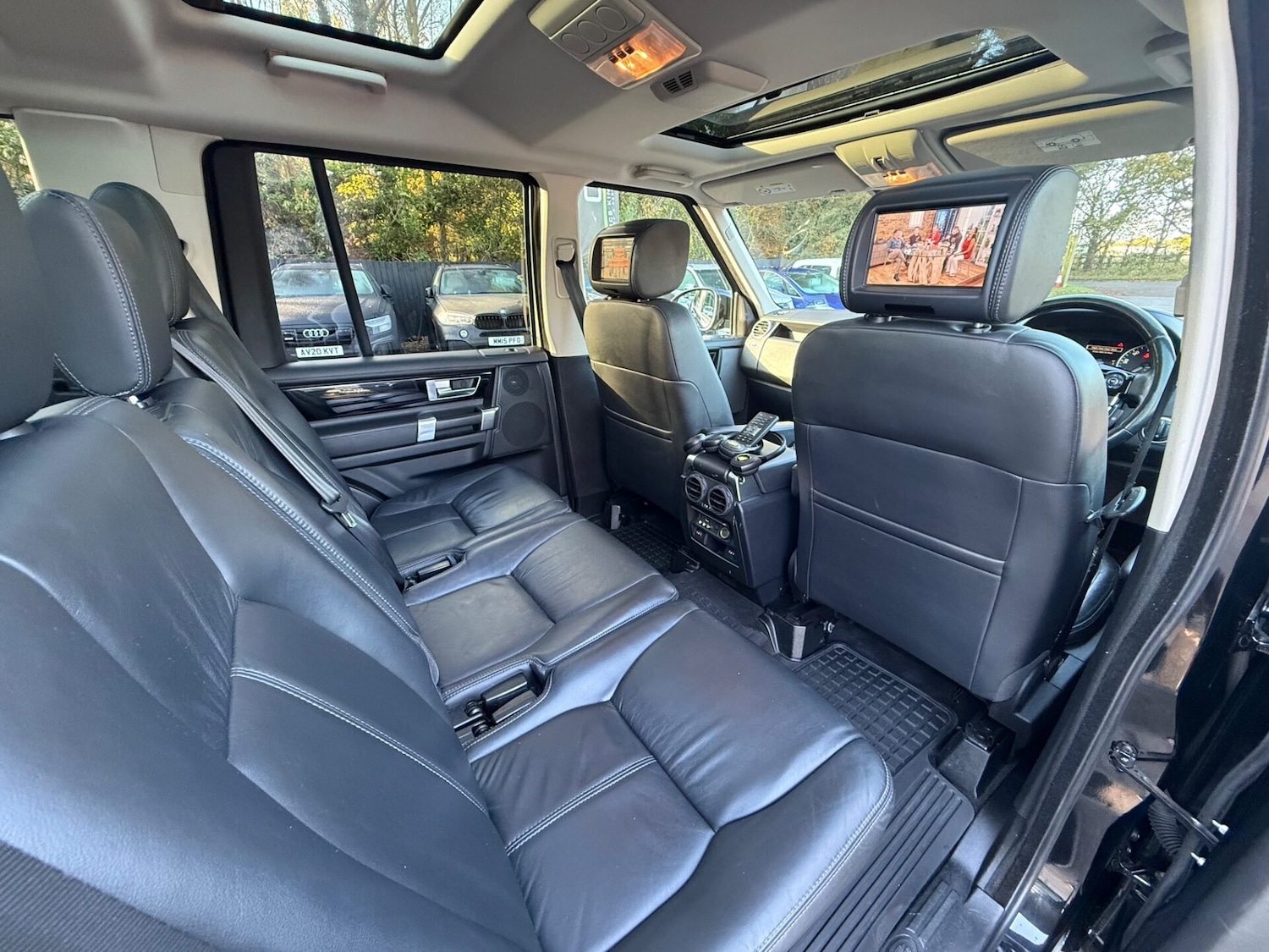 Used Land Rover Discovery 2016 for sale - 76541377: Photo 9