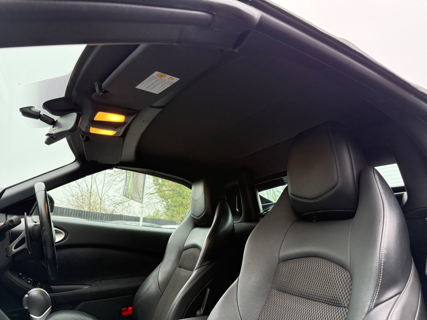 Used Nissan 370 Z 2010 for sale - 77731034: Photo 15