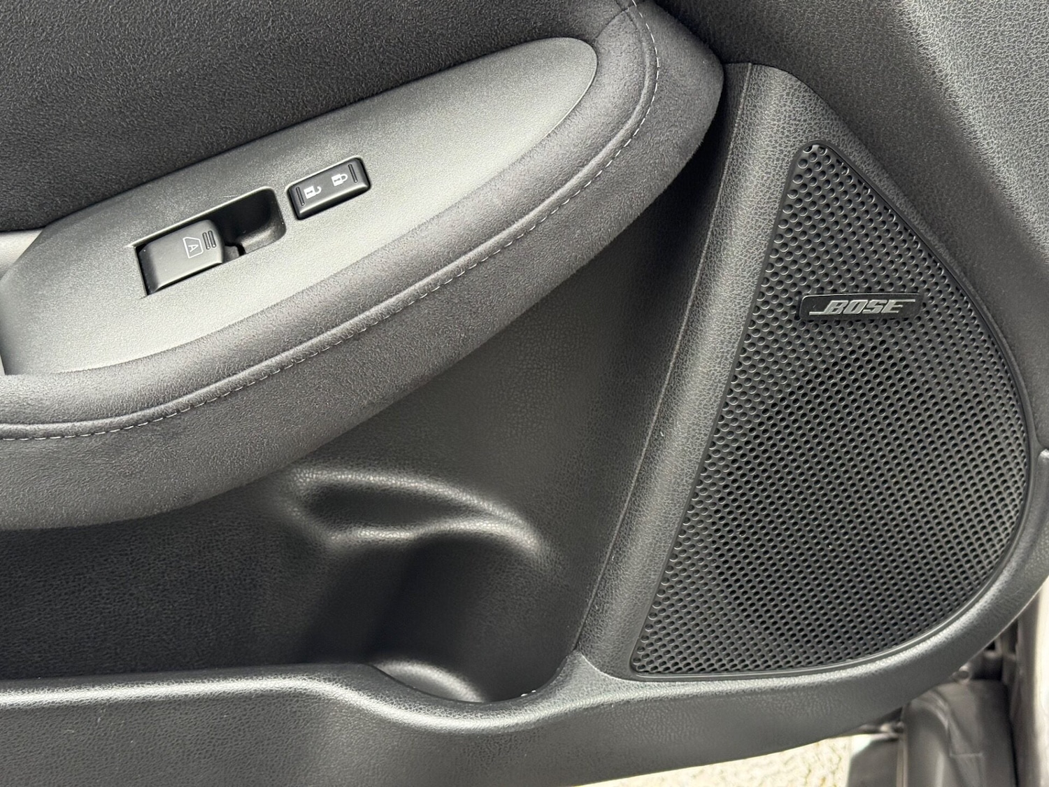 Used Nissan 370 Z 2010 for sale - 77731034: Photo 33