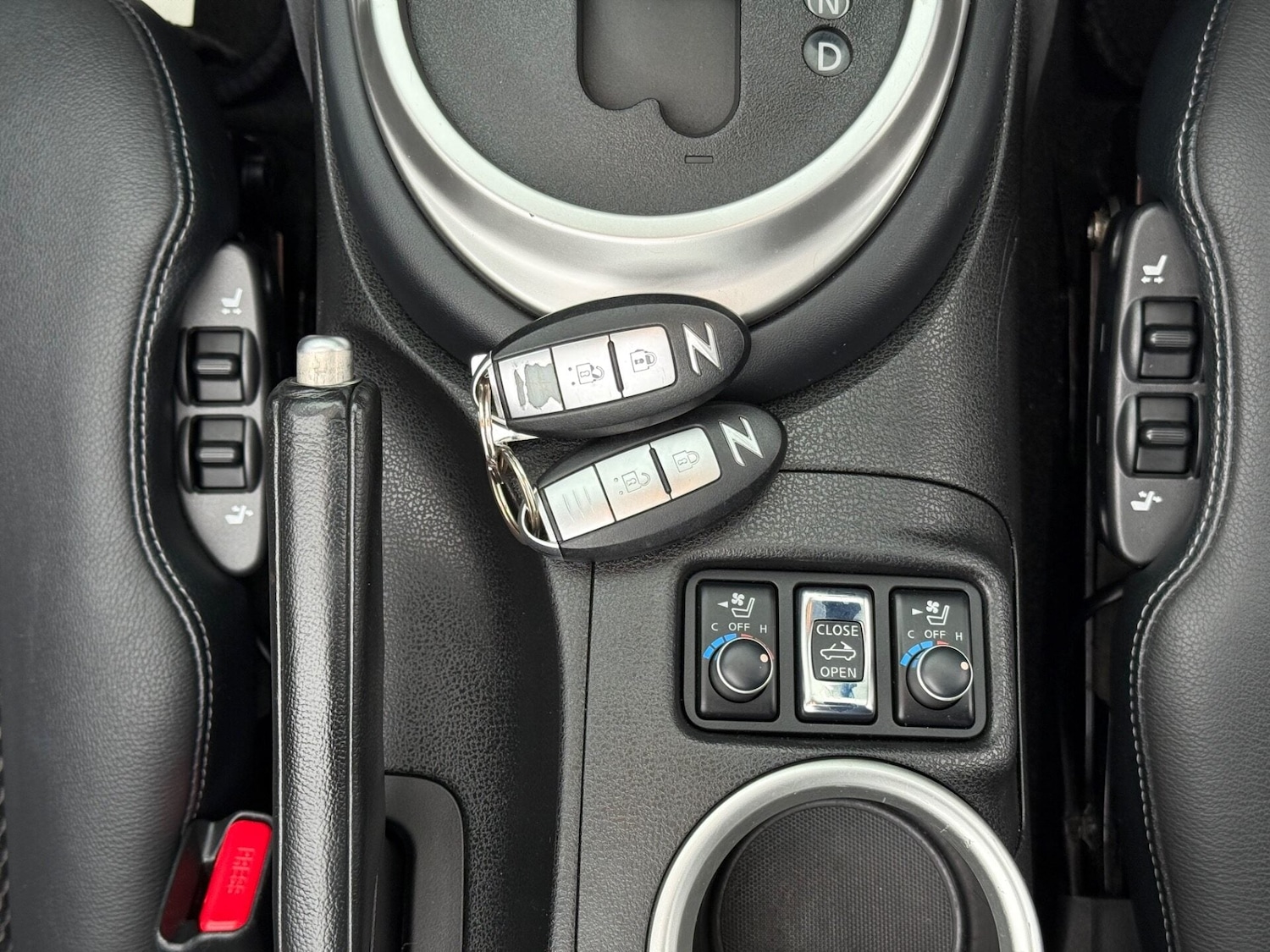 Used Nissan 370 Z 2010 for sale - 77731034: Photo 41