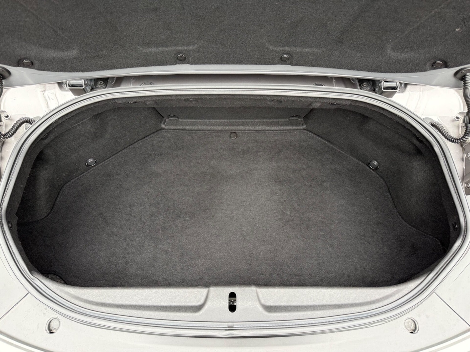 Used Nissan 370 Z 2010 for sale - 77731034: Photo 45