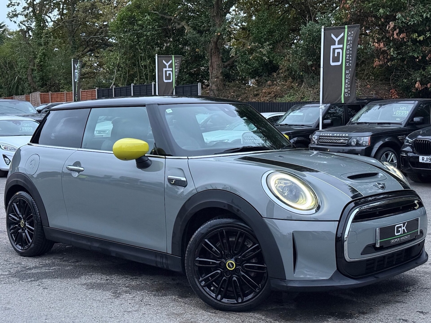 Used MINI Hatch 2022 for sale - 76273623: Photo 1