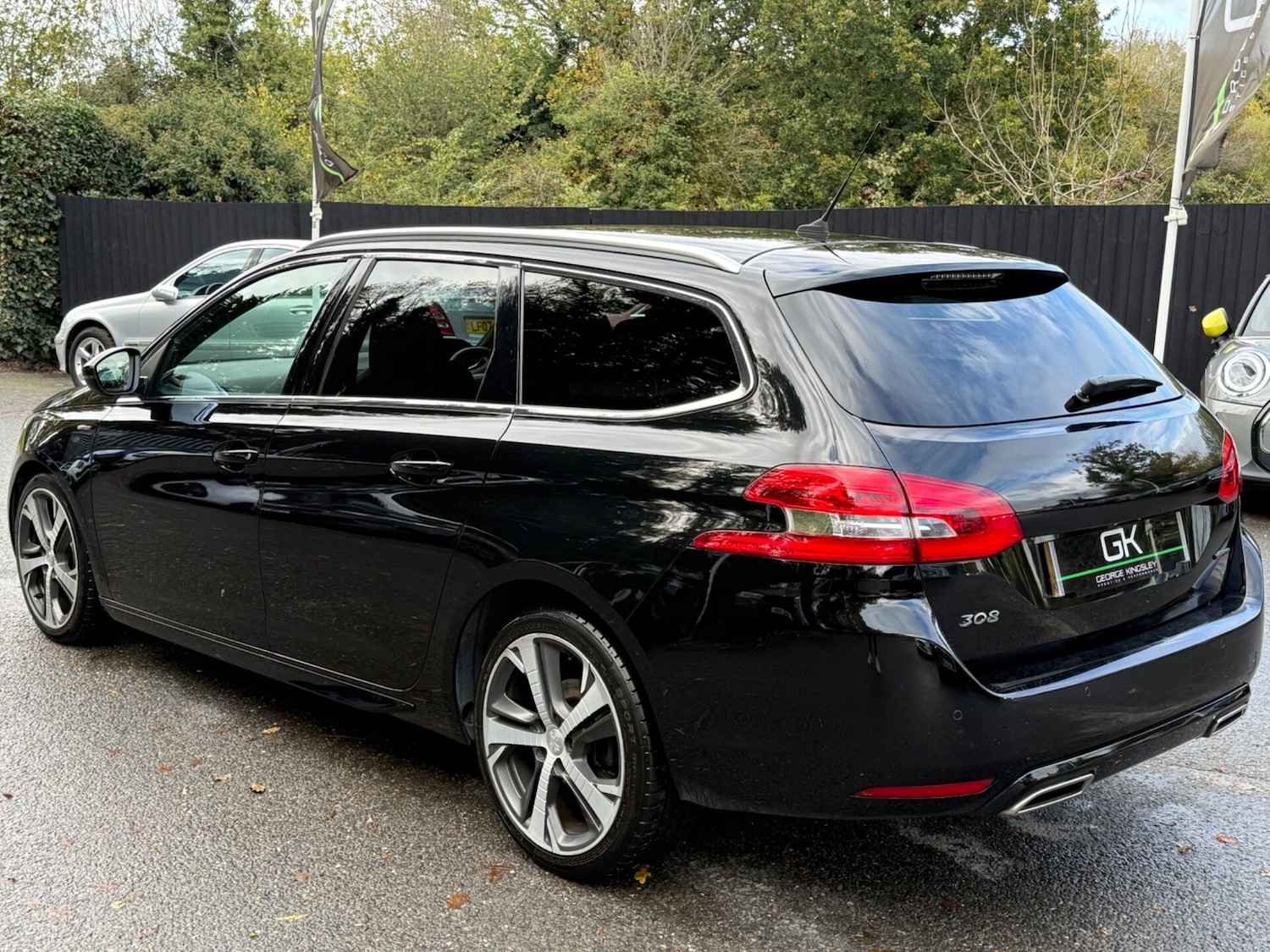 Used Peugeot 308 2016 for sale - 76363138: Photo 2