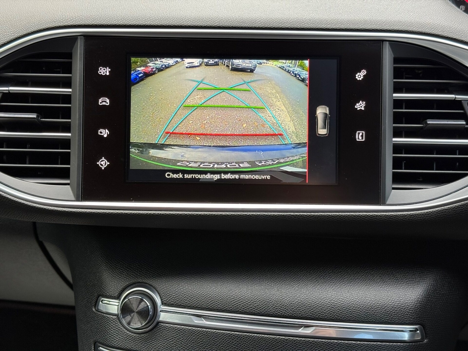 Used Peugeot 308 2016 for sale - 76363138: Photo 3