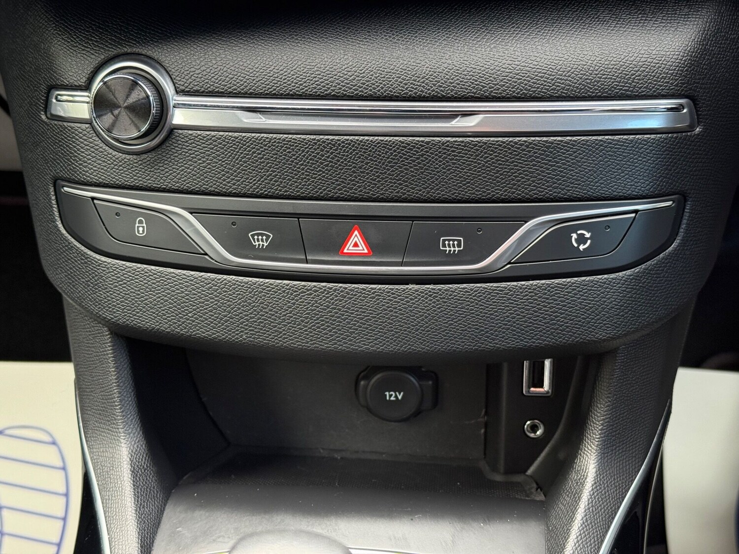 Used Peugeot 308 2016 for sale - 76363138: Photo 34