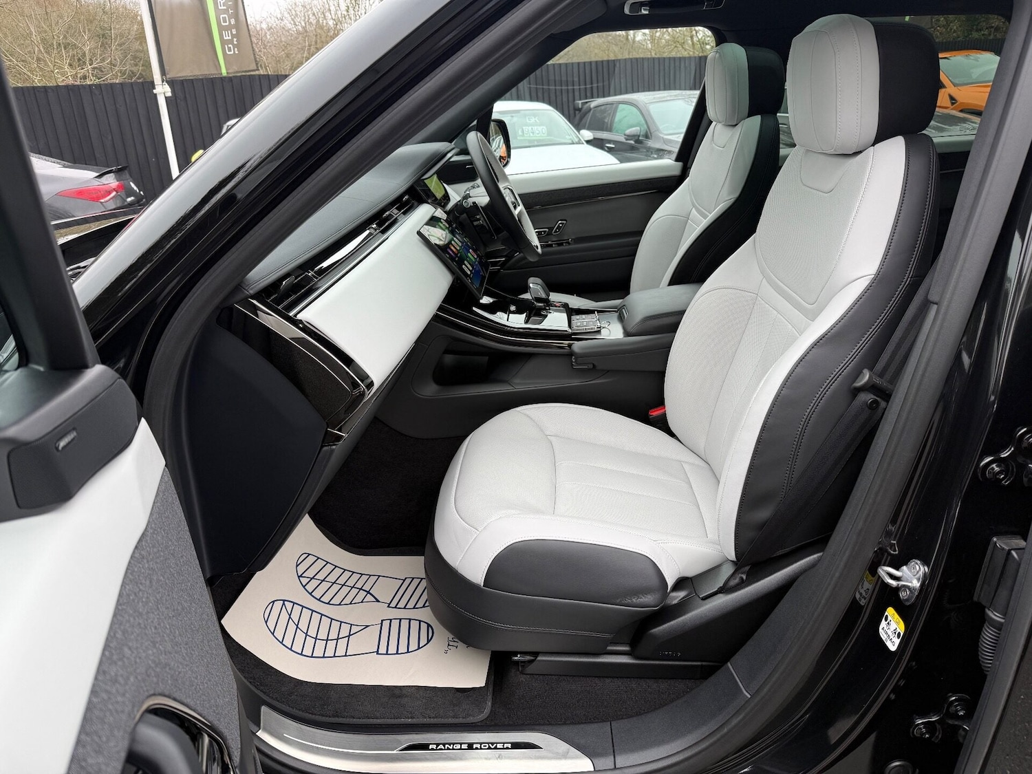 Used Land Rover Range Rover Sport 2025 for sale - 77148004: Photo 25
