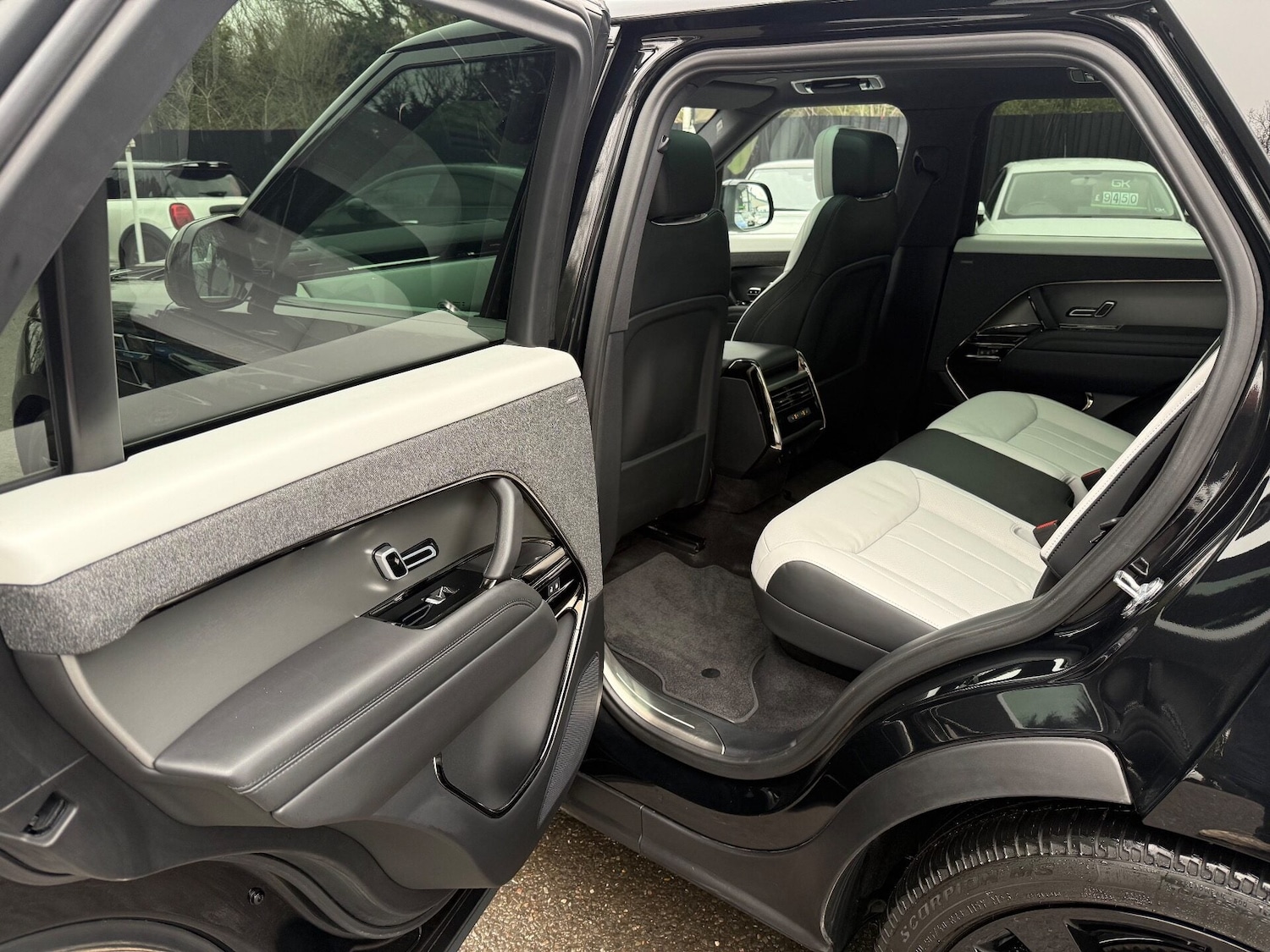 Used Land Rover Range Rover Sport 2025 for sale - 77148004: Photo 31