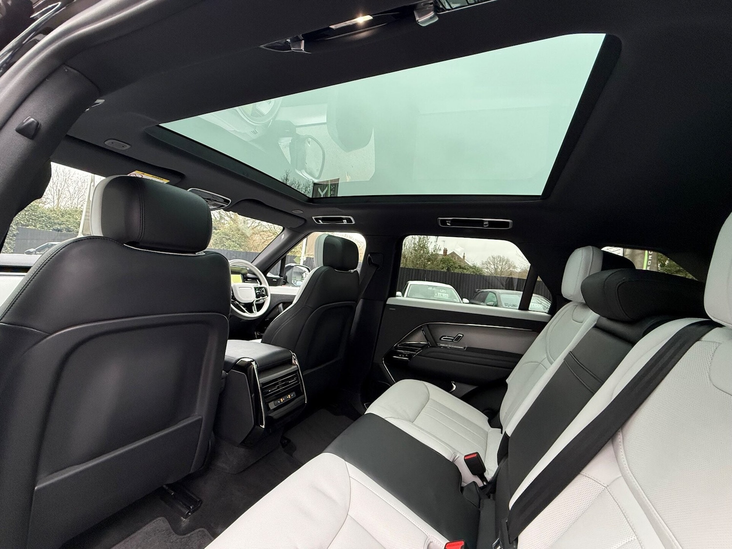 Used Land Rover Range Rover Sport 2025 for sale - 77148004: Photo 33