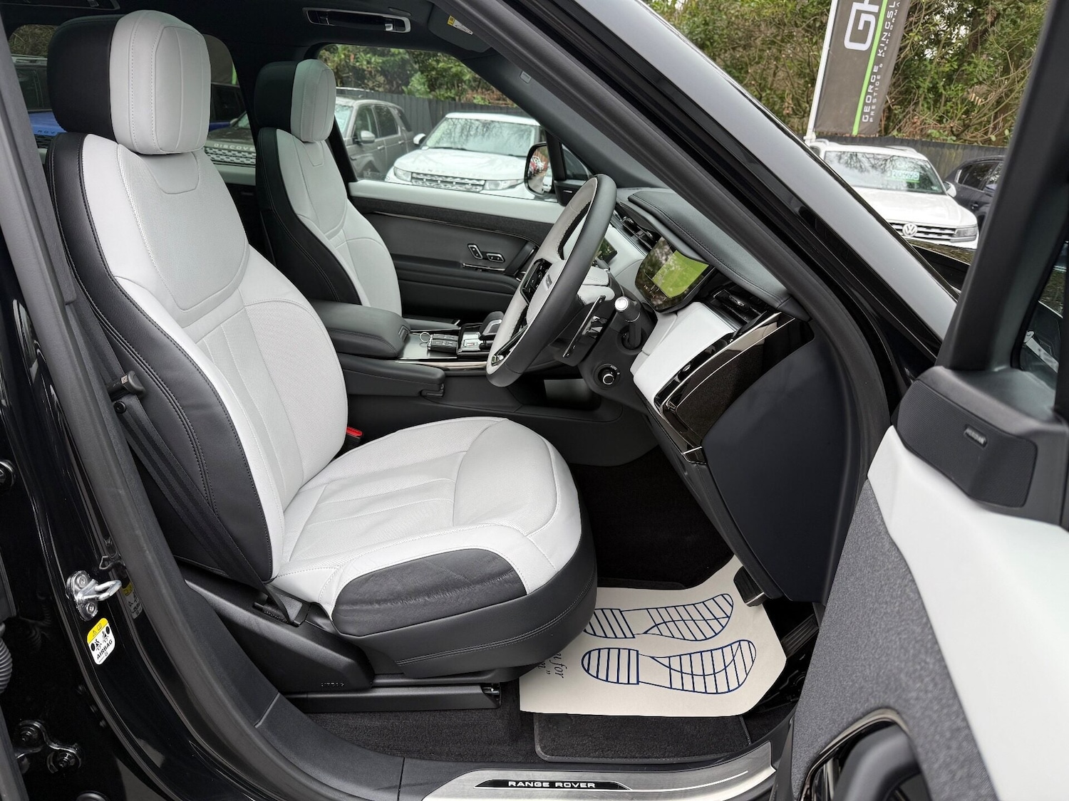 Used Land Rover Range Rover Sport 2025 for sale - 77148004: Photo 41