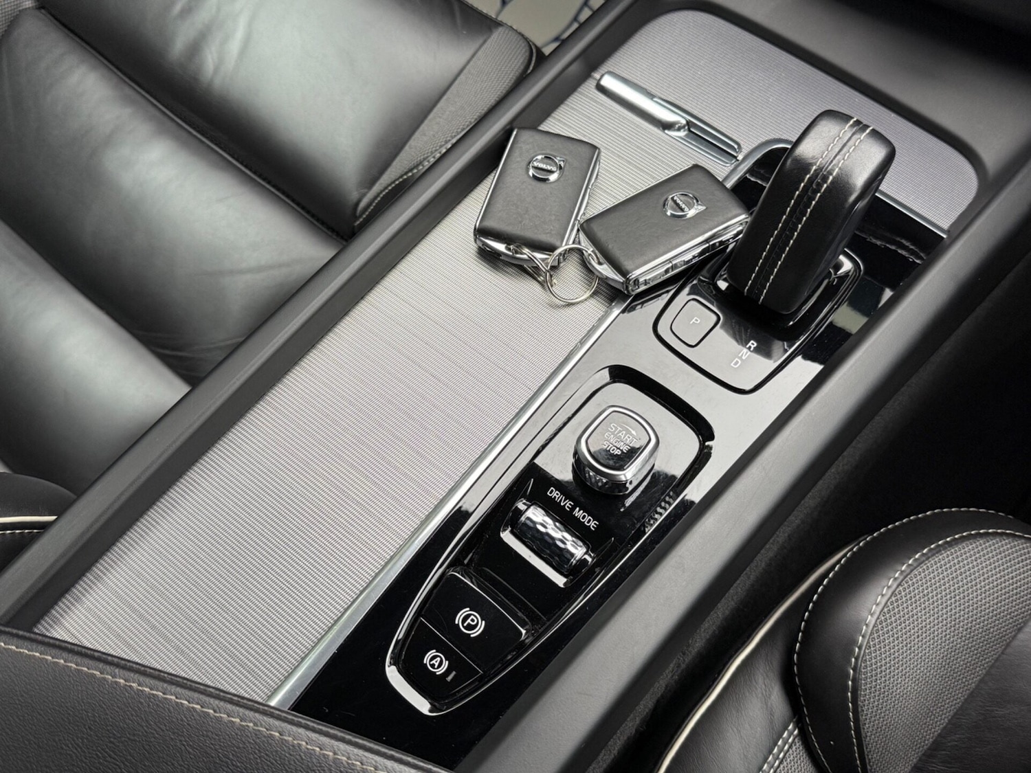 Used Volvo XC60 2019 for sale - 76972551: Photo 7