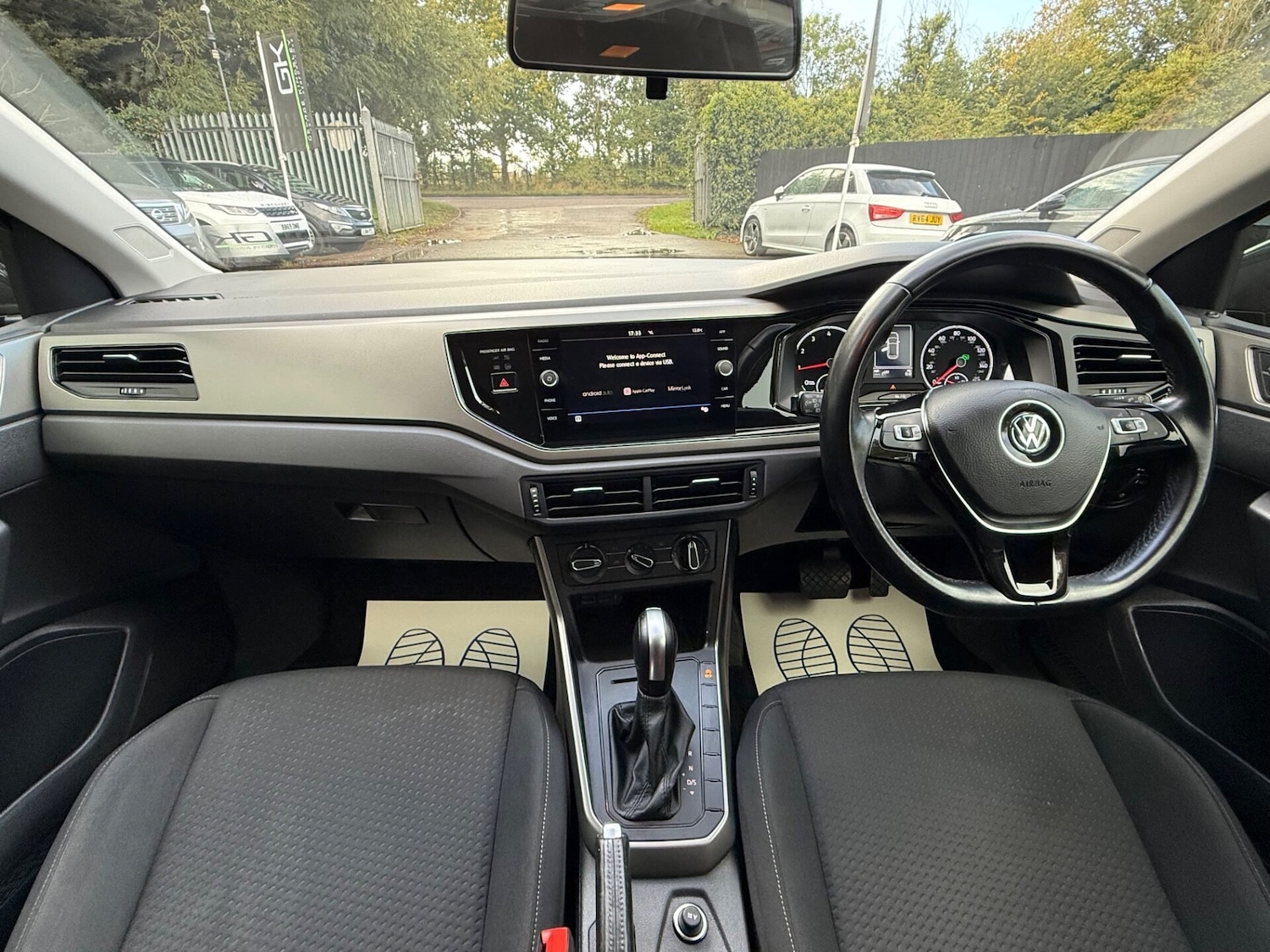 Used Volkswagen Polo 2020 for sale - 76694456: Photo 14