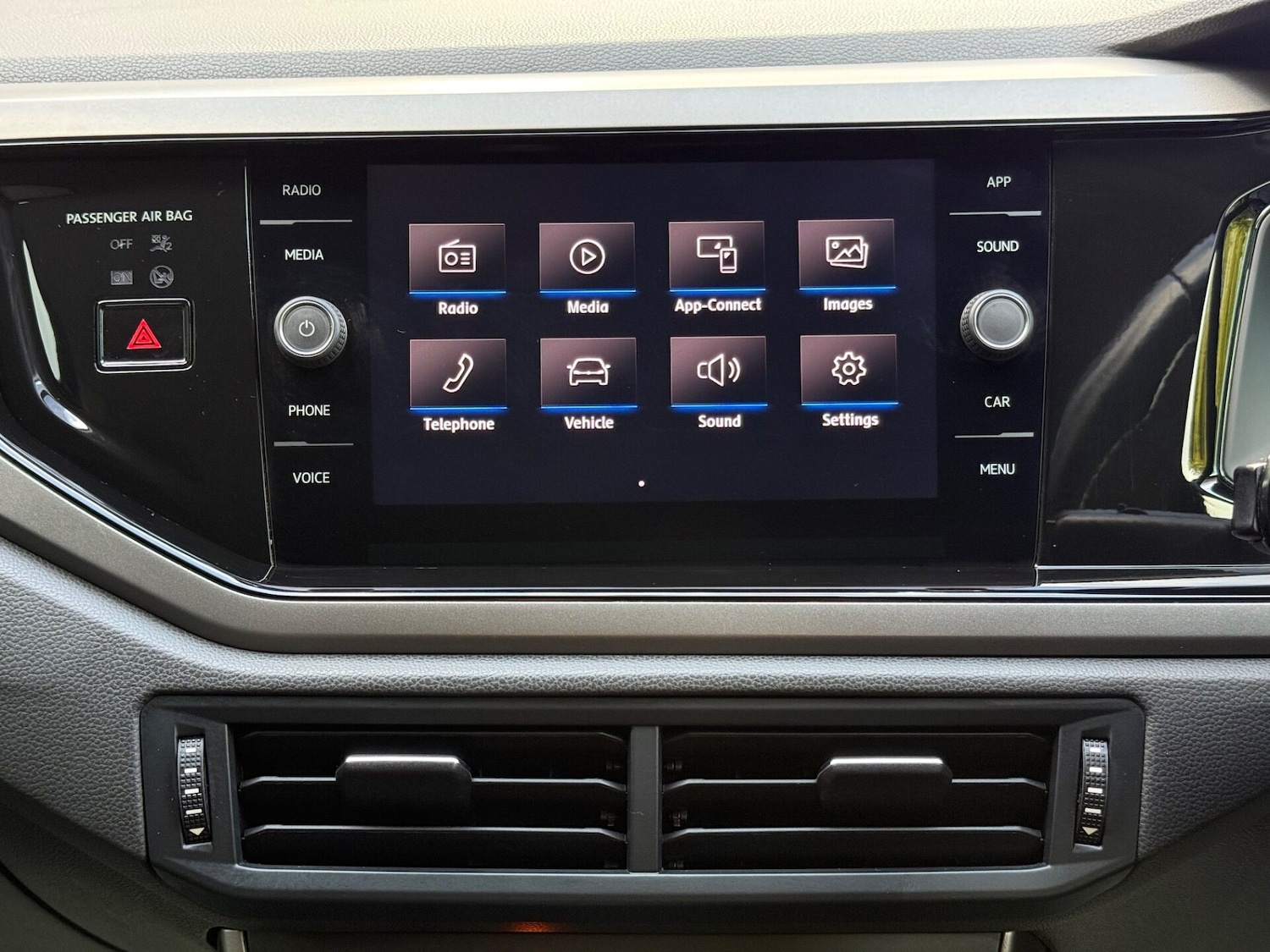 Used Volkswagen Polo 2020 for sale - 76694456: Photo 35