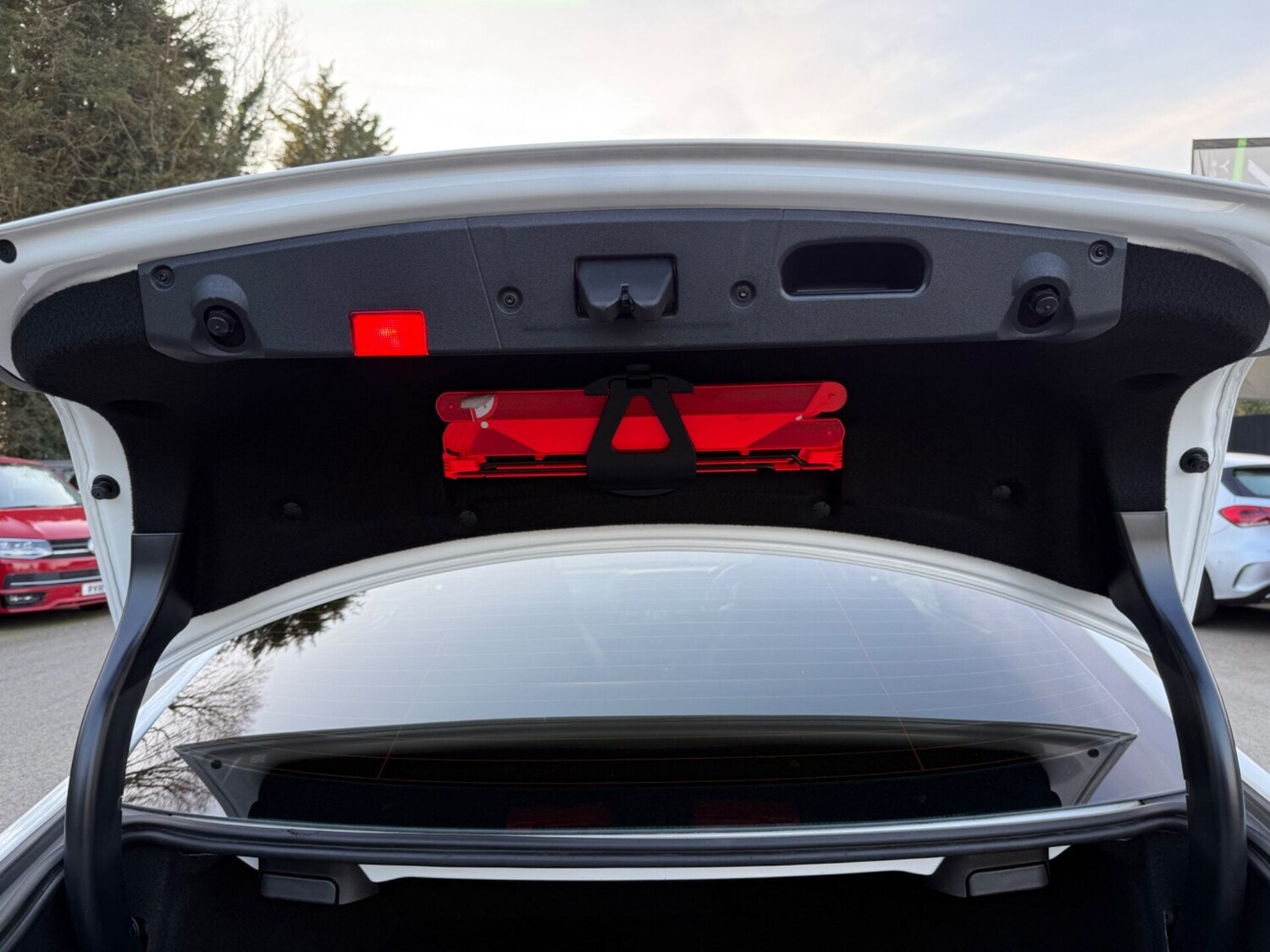 Used Mercedes-Benz E Class 2016 for sale - 77961785: Photo 45