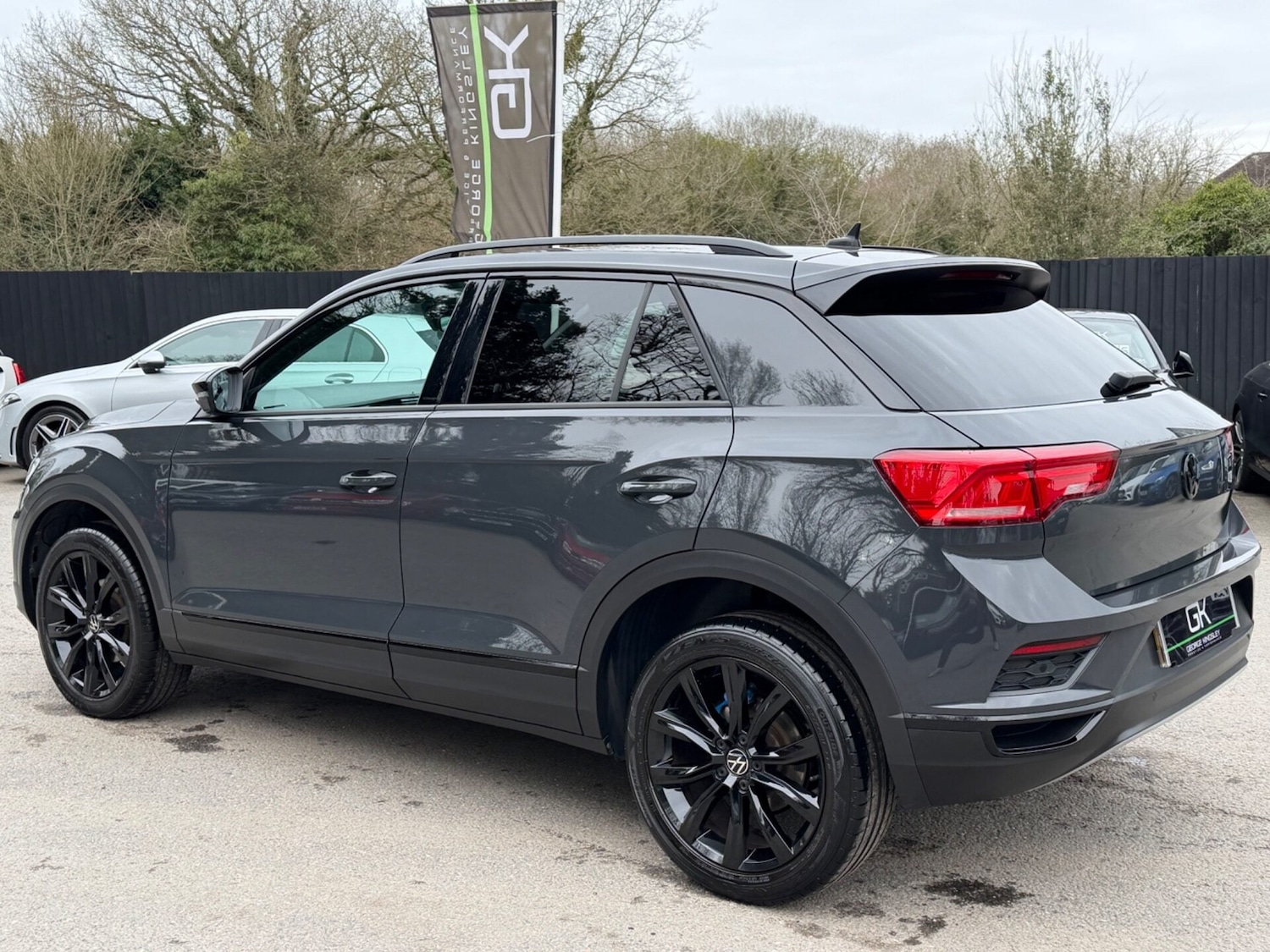 Used Volkswagen T-Roc 2022 for sale - 77617969: Photo 2