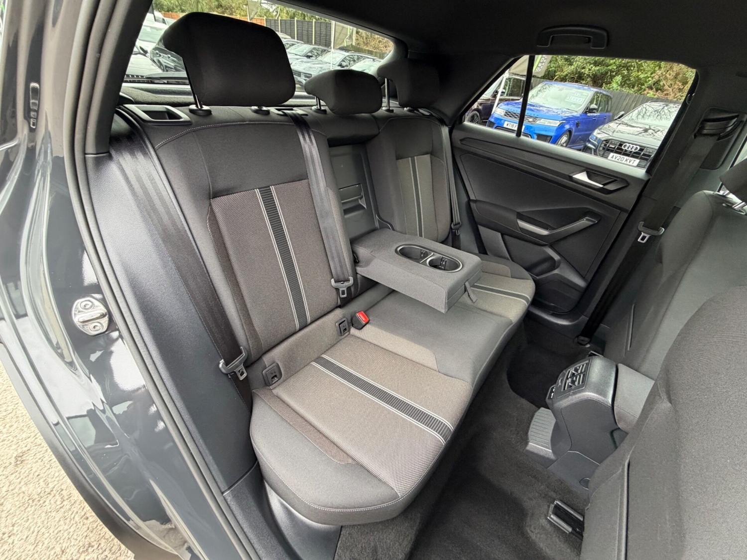 Used Volkswagen T-Roc 2022 for sale - 77617969: Photo 25