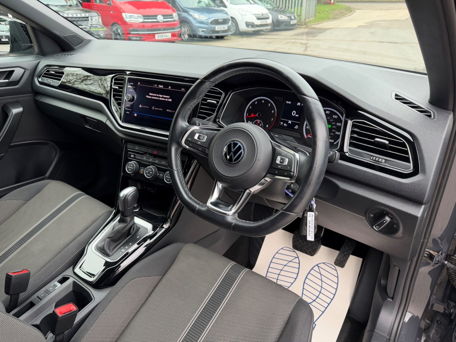 Used Volkswagen T-Roc 2022 for sale - 77617969: Photo 31