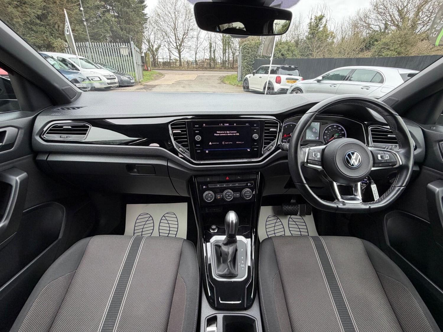 Used Volkswagen T-Roc 2022 for sale - 77617969: Photo 5