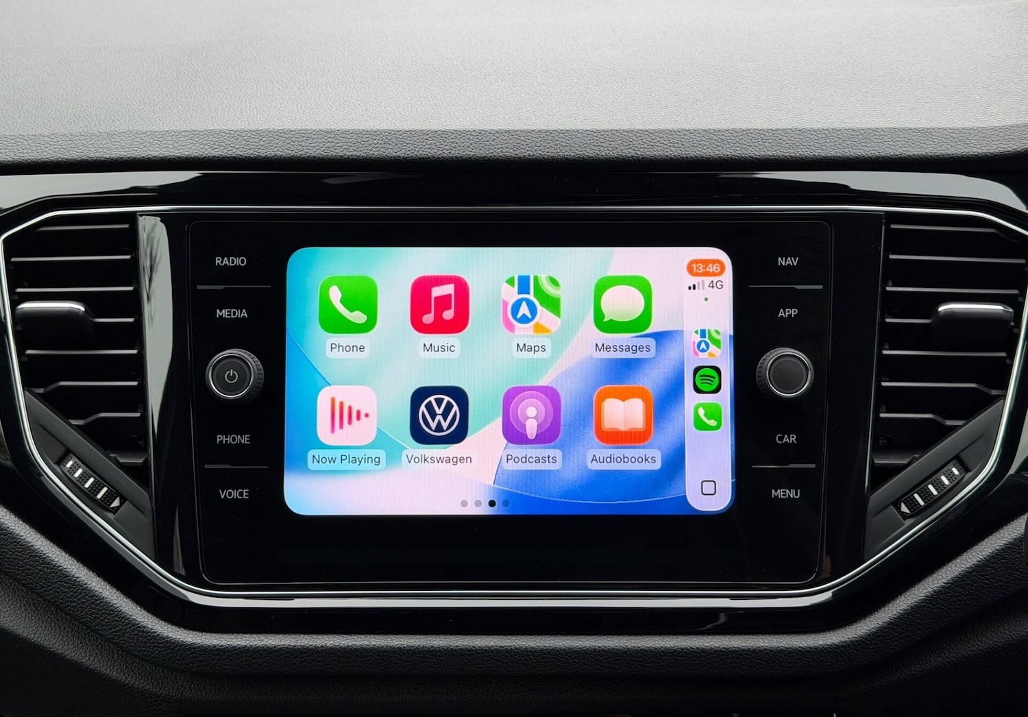 Used Volkswagen T-Roc 2022 for sale - 77617969: Photo 9