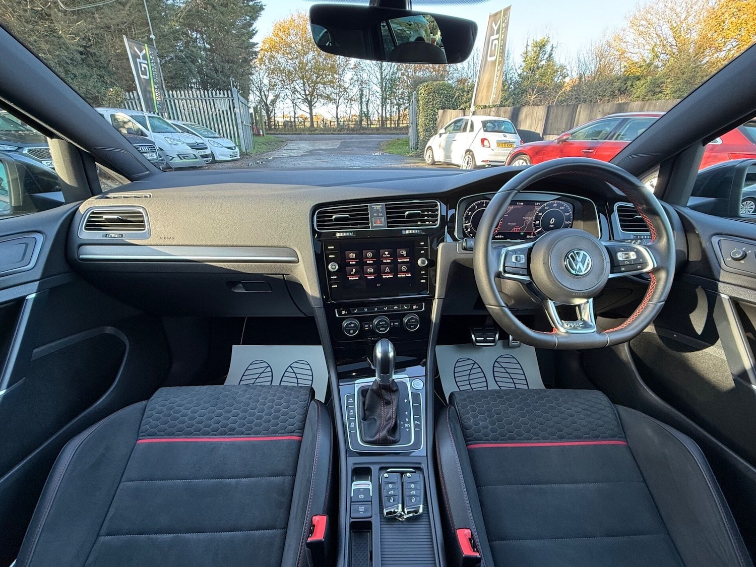 Used Volkswagen Golf 2017 for sale - 76791380: Photo 14