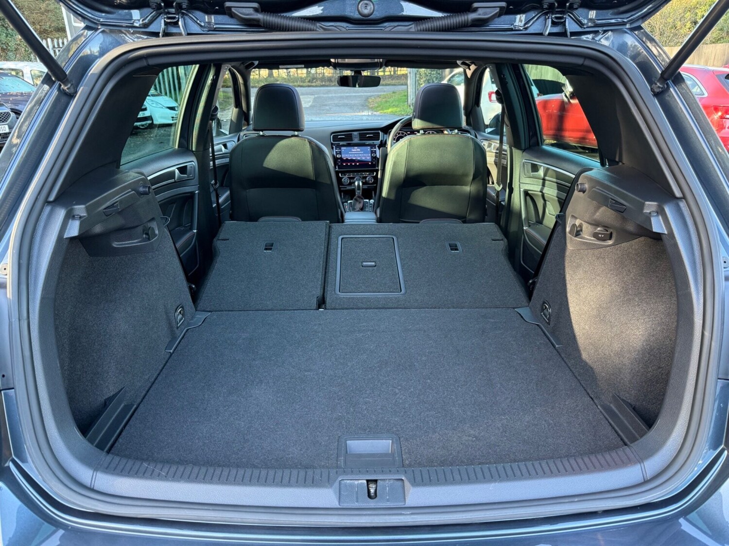 Used Volkswagen Golf 2017 for sale - 76791380: Photo 57