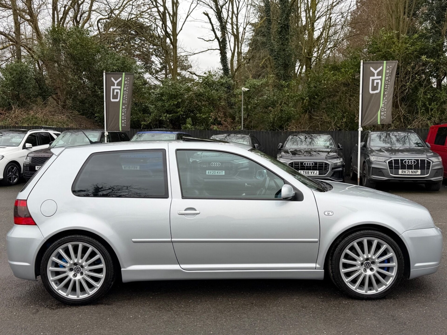 Used Volkswagen Golf 2003 for sale - 77630100: Photo 4